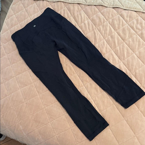 Lululemom Cropped Leggings - Picture 2 of 5